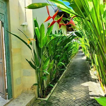 Zoe Villa Canggu  Exterior photo