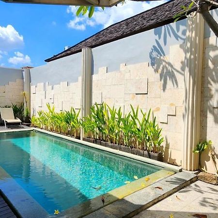 Zoe Villa Canggu  Exterior photo