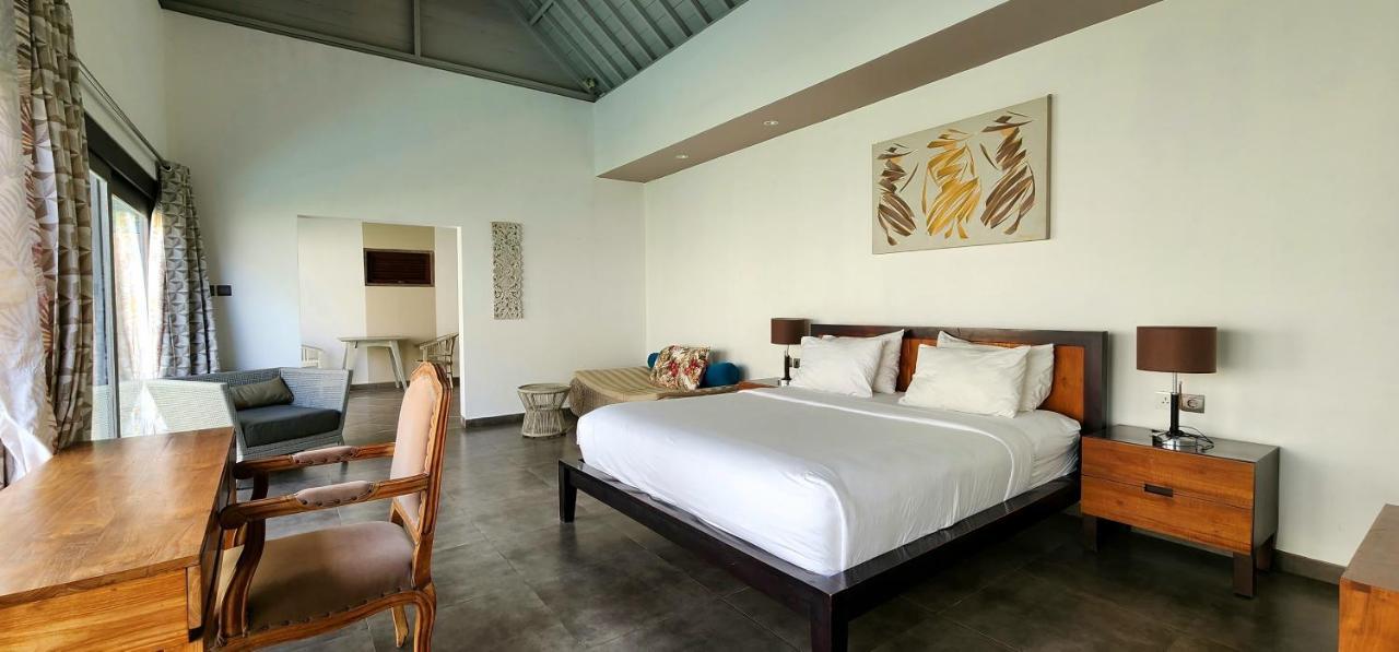 Zoe Villa Canggu  Exterior photo