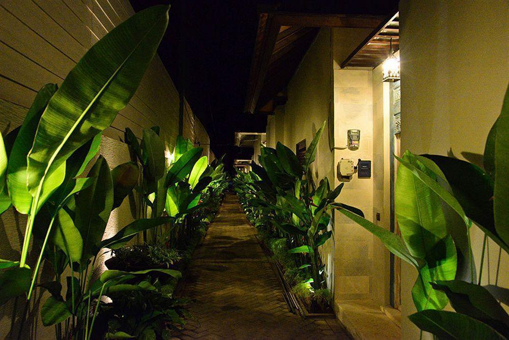 Zoe Villa Canggu  Exterior photo