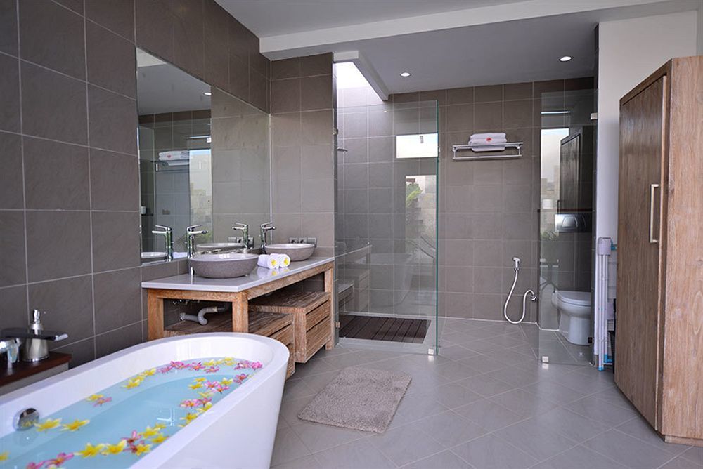 Zoe Villa Canggu  Exterior photo