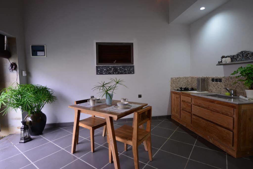 Zoe Villa Canggu  Exterior photo