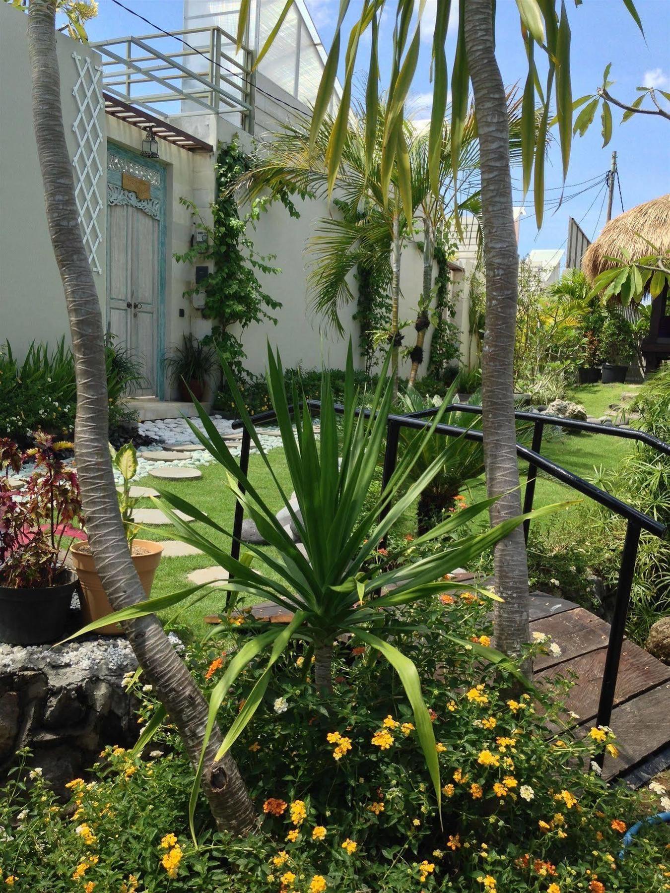 Zoe Villa Canggu  Exterior photo