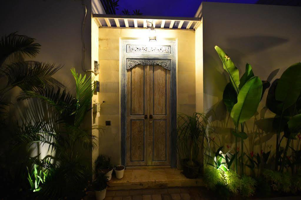 Zoe Villa Canggu  Exterior photo